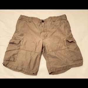 Size 36 Polo by Ralph Lauren classic chino utility khaki cargo shorts.